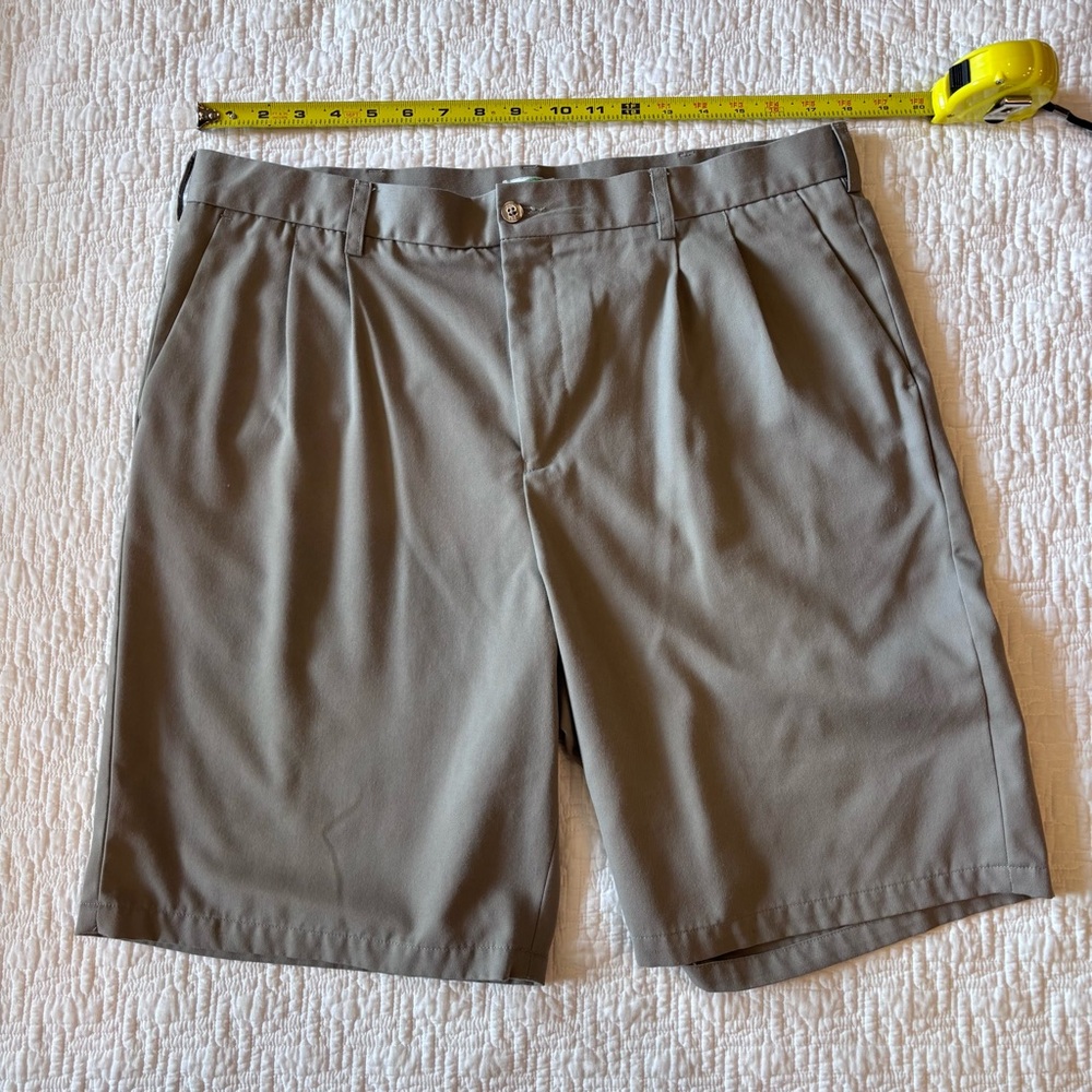 Tan Flat Front Shorts‎ with Belt Loops